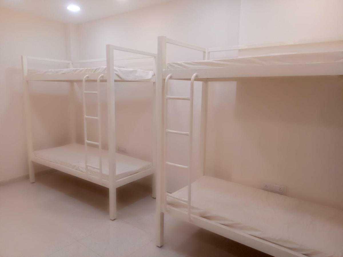 Hotel Prestige アジュメール エクステリア 写真
